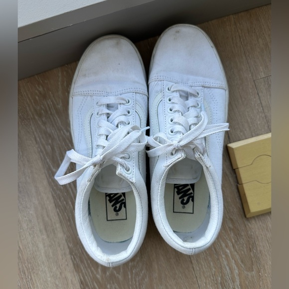 White Platform Vans Old Skool (Women’s 8) - Picture 3 of 6